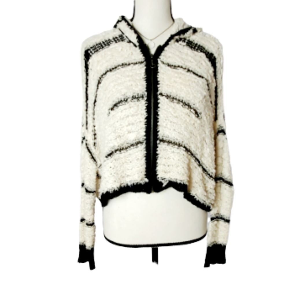FREE PEOPLE CROPPED ZIP-UP SWEATER WITH HOOD - Picture 4 of 10